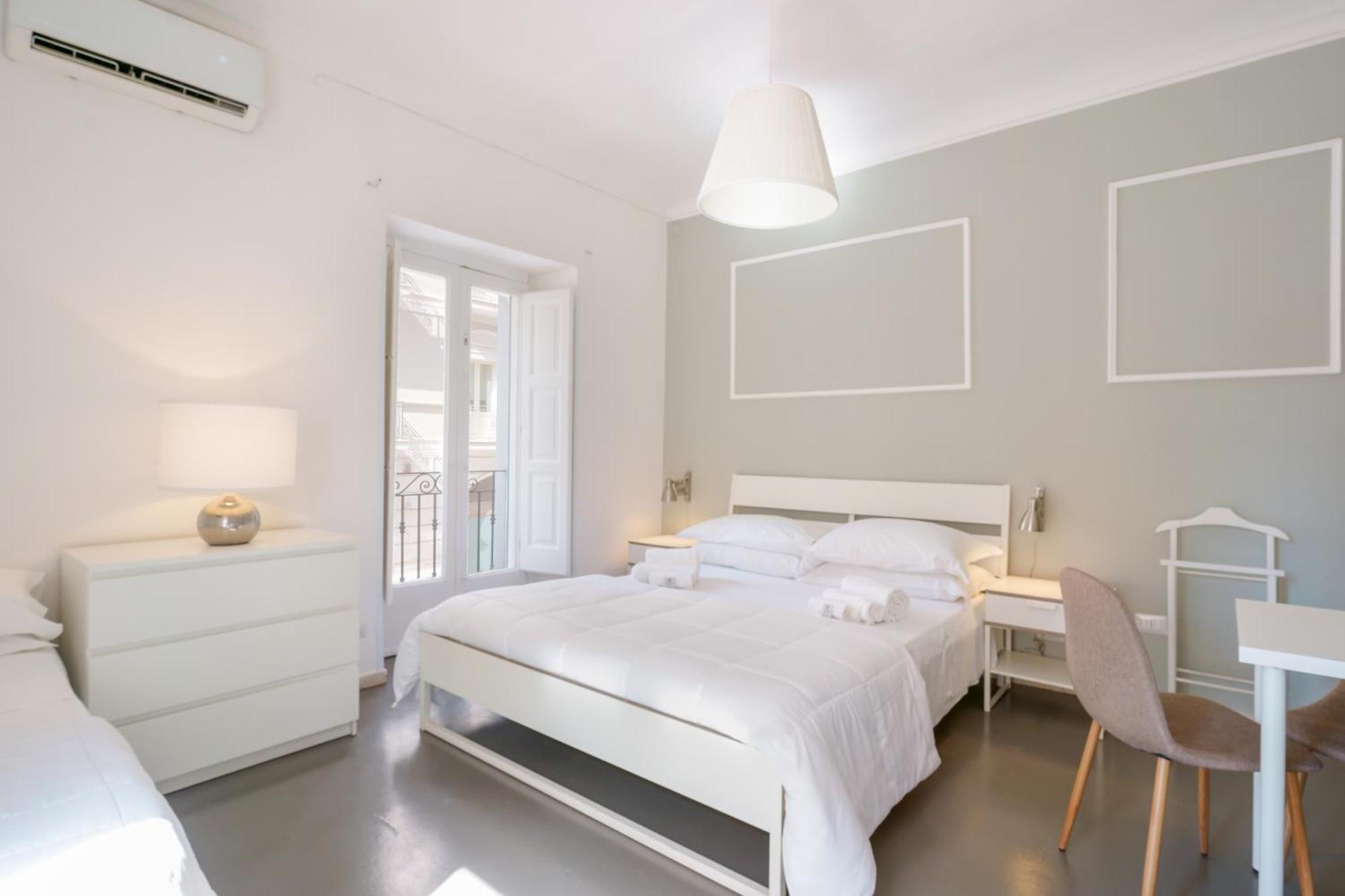 Palazzo Berardi Panzió Taranto Kültér fotó